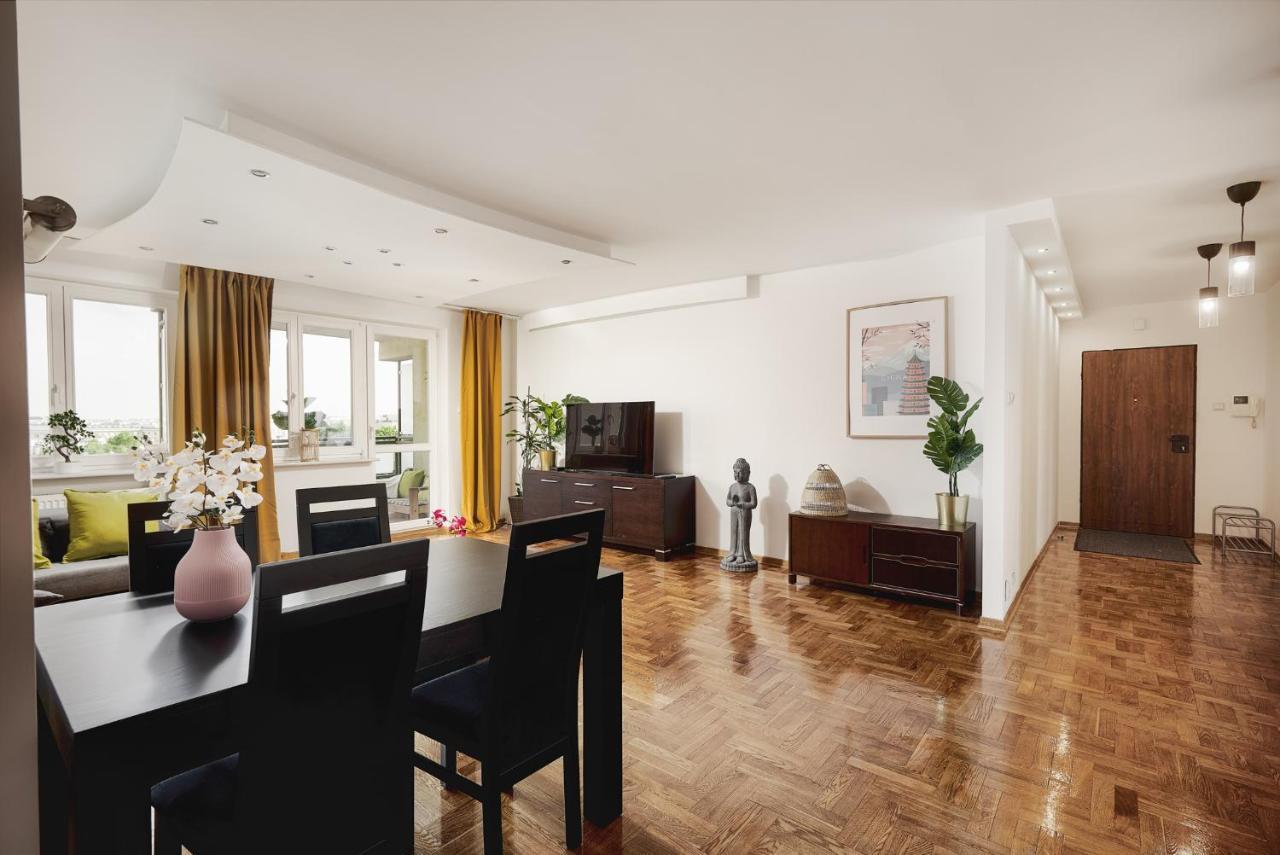 Lumina Spacious Apartment Near The Railway Station Varsovia Exterior foto