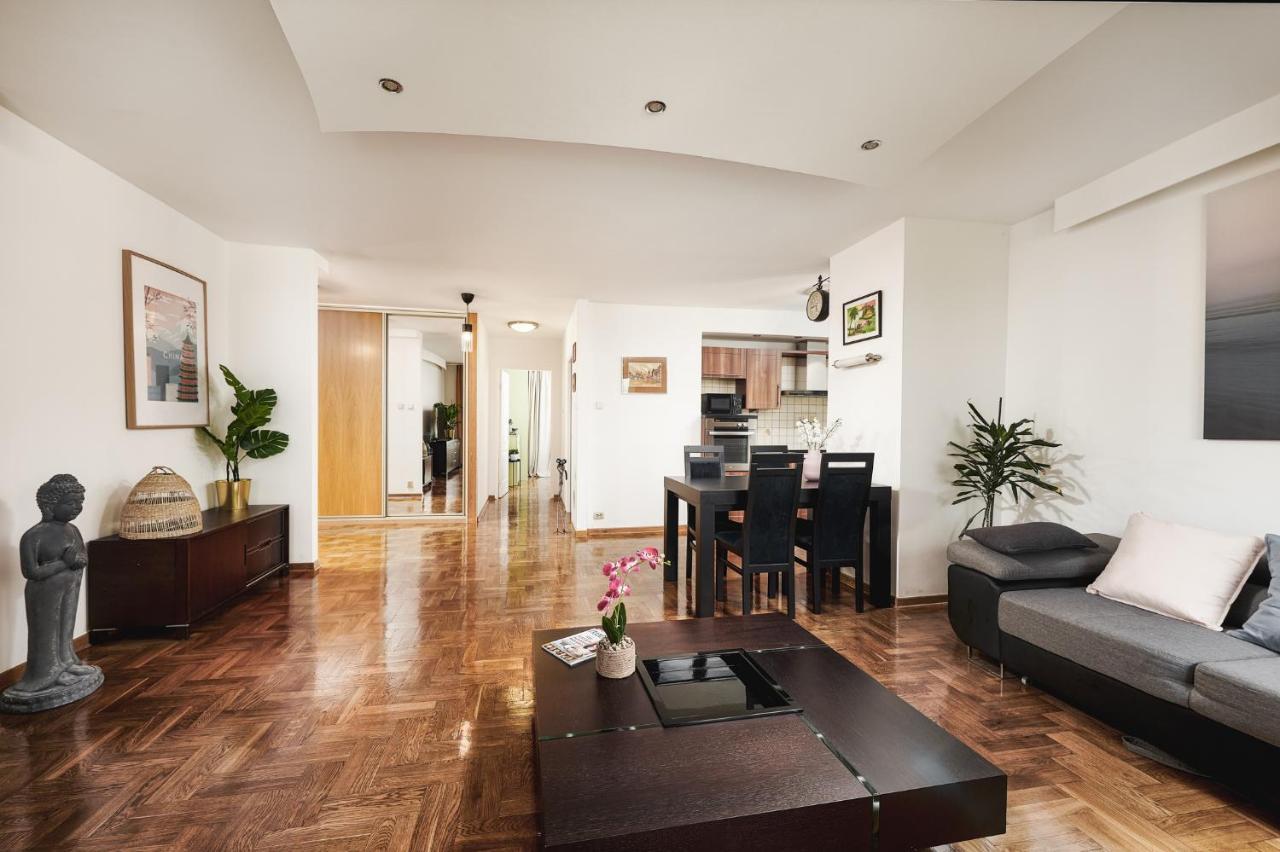 Lumina Spacious Apartment Near The Railway Station Varsovia Exterior foto