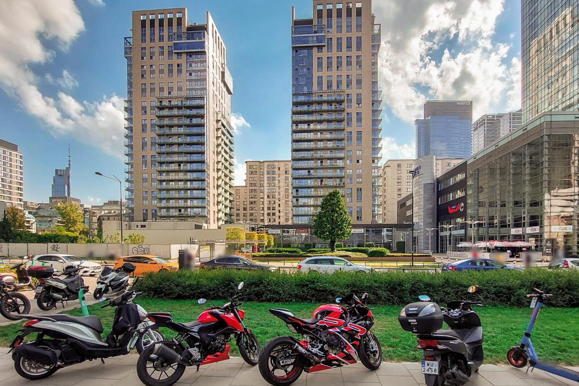 Lumina Spacious Apartment Near The Railway Station Varsovia Exterior foto